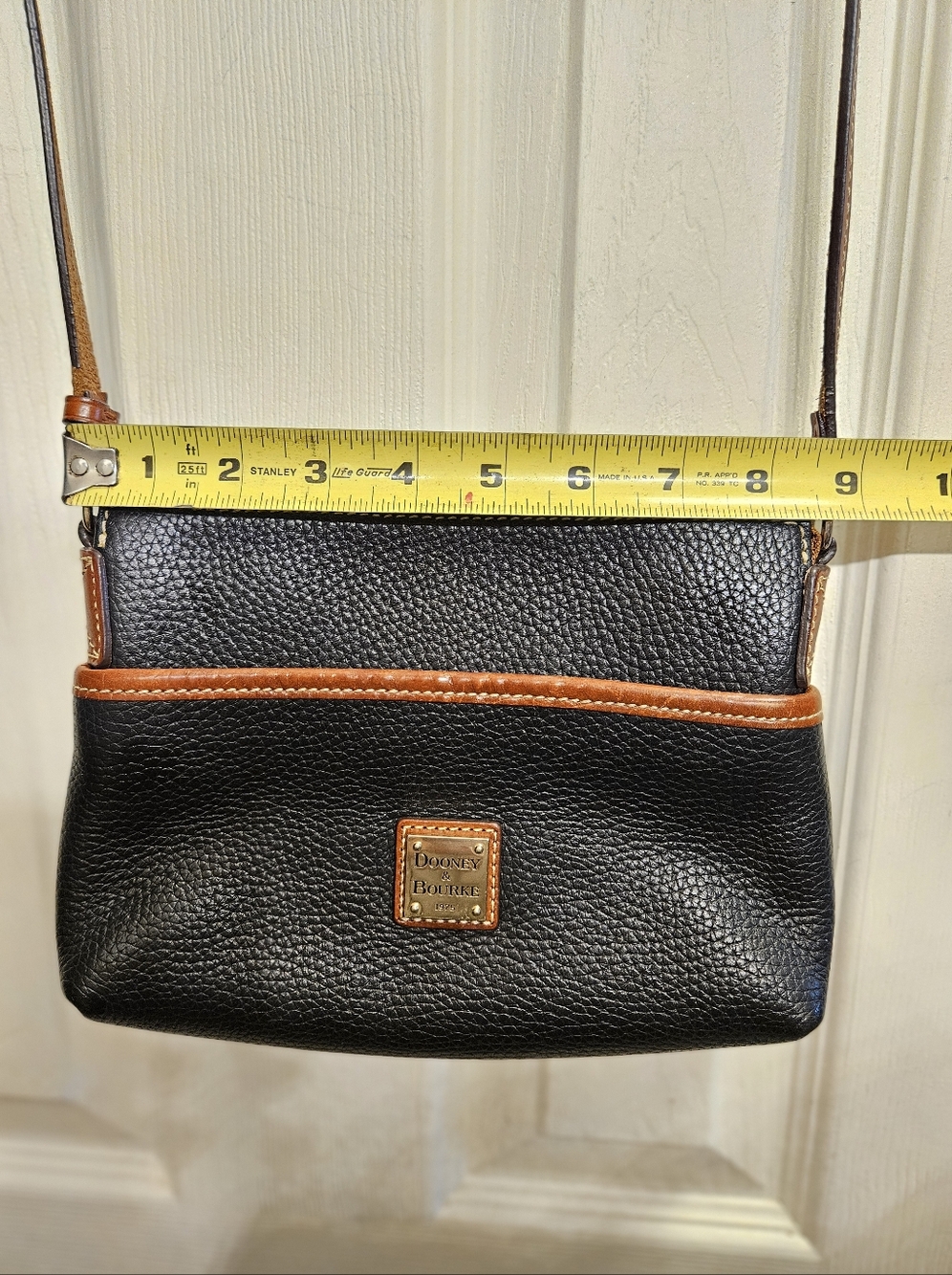 Dooney & Bourke black leather crossbody bag handbag purse - Picture 9 of 14